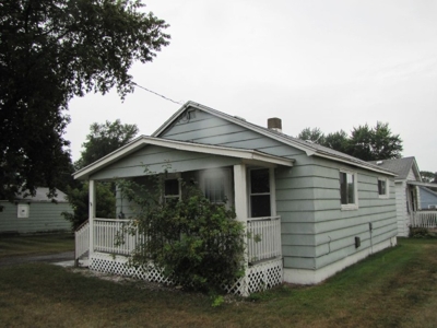 1260 Vincent St, Saginaw, MI featured photo 1