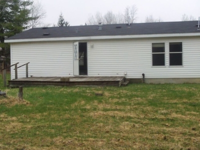 860 E Highwood Rd. Beaverton, MI featured photo 11