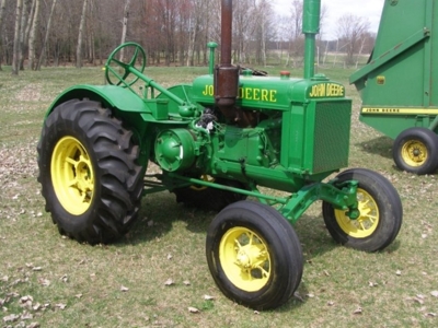 JOHN DEERE ANTIQUE AUCTION featured photo 11