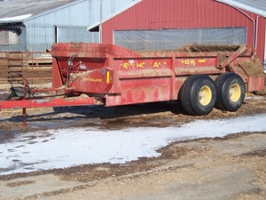 Bissell Farm Machinery Auction featured photo 20
