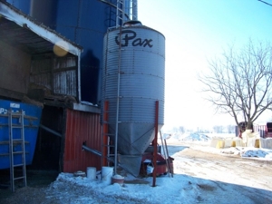 Bissell Farm Machinery Auction featured photo 53