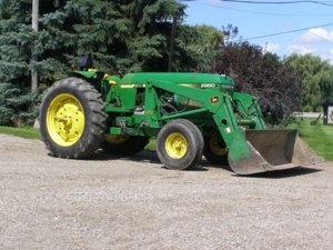 Zehr Farm Machinery Auction featured photo 10