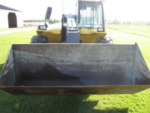 Zehr Farm Machinery Auction featured photo 61