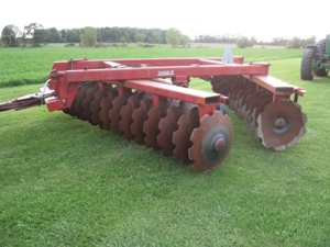 Zehr Farm Machinery Auction featured photo 77