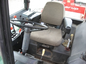 Zehr Farm Machinery Auction featured photo 83