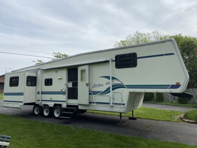 Helen Clark Estate Auction, Mason featured photo