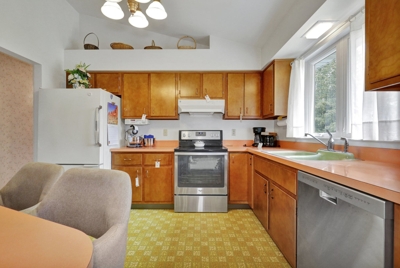 2 Bedroom, 2 Bathroom, 1200sf Ranch in Mason- 588 Joan Dr. featured photo 11