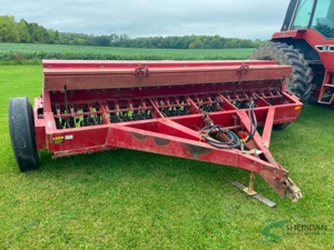 Jim Perry Equipment Auction, Clinton featured photo 12