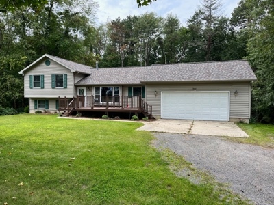 7888 Brown Rd. Parma, MI - 1,784 sq. ft home on 3.32 acres featured photo 2