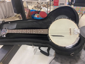 Matznick Antique and Collectible Auction featured photo 2