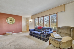3 Bedroom, 1 Bathroom, 1092 sq. ft. Home in Lansing (Dewitt Charter Twp) featured photo 9