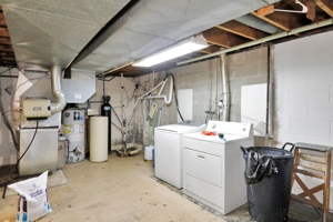 3 Bedroom, 1 Bathroom, 1092 sq. ft. Home in Lansing (Dewitt Charter Twp) featured photo 21