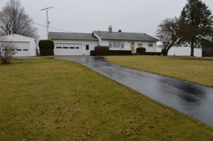 1815 S College Rd, Mason, MI featured photo 2