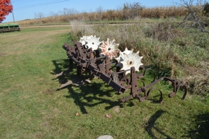 The Estate of Keith and Ellen Gidner Equipment Auction featured photo 5