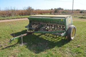 The Estate of Keith and Ellen Gidner Equipment Auction featured photo 9