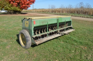 The Estate of Keith and Ellen Gidner Equipment Auction featured photo 10