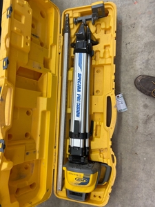 DL Barron  Liquidation Auction featured photo 8