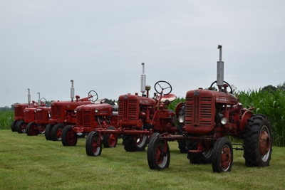 Ramon Waltz Vintage Tractors featured photo