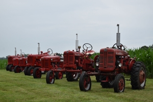Ramon Waltz Vintage Tractors featured photo 1