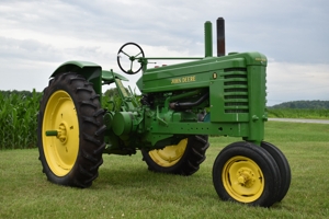 Ramon Waltz Vintage Tractors featured photo 8
